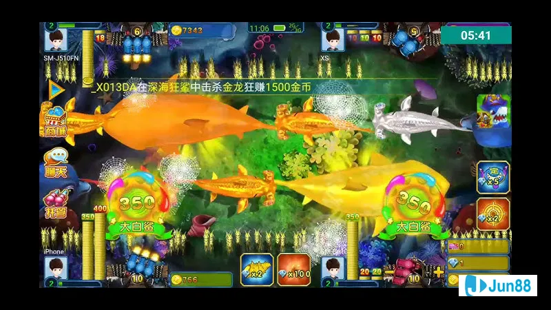 phụ nữ tập trung vào công việc trên Phụ nữ tập trung vào công việc trên