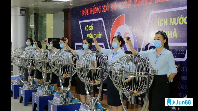 Hỗ trợ các hoạt động từ thiện Hỗ trợ các hoạt động từ thiện