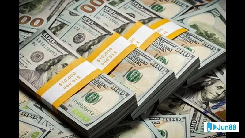 Tiền đô bí ẩn trong giấc mơ Tiền đô bí ẩn trong giấc mơ