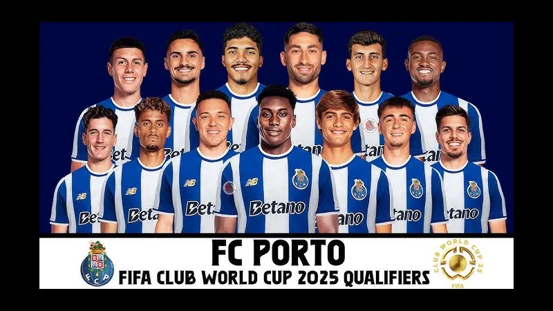 Cầu thủ Porto vượt qua hàng phòng ngự của Plzen Cầu thủ Porto vượt qua hàng phòng ngự của Plzen